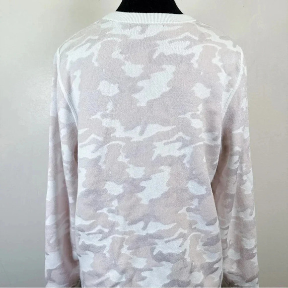 Banana Republic Camo-Print Jacquard Crew  Neck Wool Sweater - Picture 3 of 16